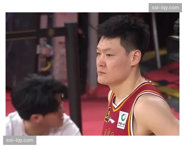 【2026年4月CBA联赛·赛中·战报CBA半决赛G2：胡明轩加时赛独得8分，广东客场险胜辽宁扳平大比分